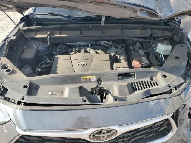 5TDGZRAHXMS521419 - 2021 TOYOTA HIGHLANDER XLE SILVER photo 12