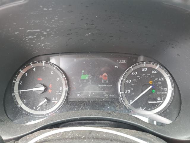 5TDGZRAHXMS521419 - 2021 TOYOTA HIGHLANDER XLE SILVER photo 9