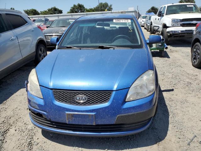 KNADE123066080550 - 2006 KIA RIO BLUE photo 5