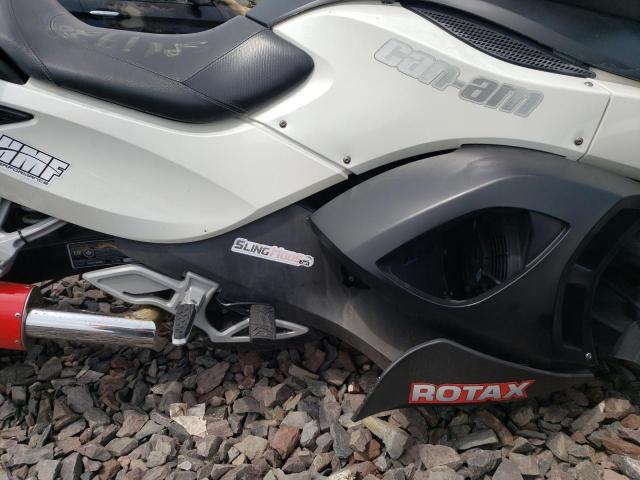 2BXJAEC19AV000211 - 2010 CAN-AM SPYDER ROA RS WHITE photo 7