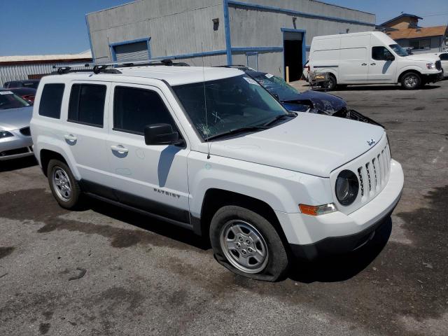 1C4NJPBA6HD136235 - 2017 JEEP PATRIOT SPORT WHITE photo 4