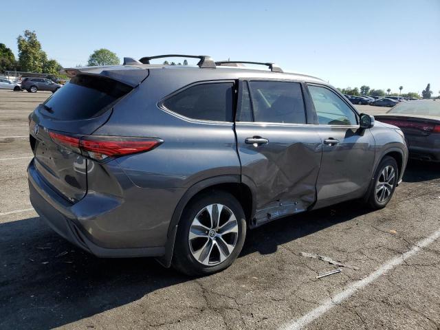 5TDHZRAH7LS020670 - 2020 TOYOTA HIGHLANDER XLE GRAY photo 3