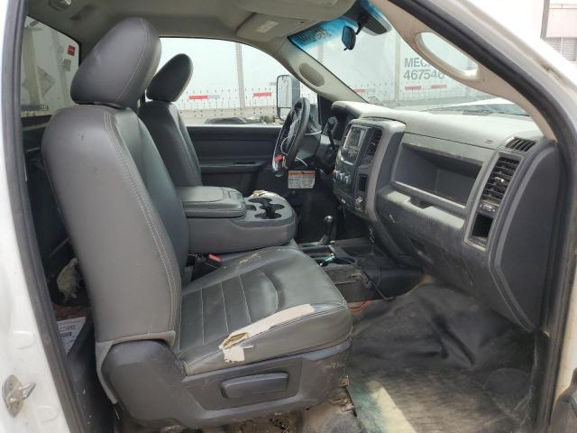 3C7WRNBL3DG526566 - 2013 RAM 5500 白色 照片 5