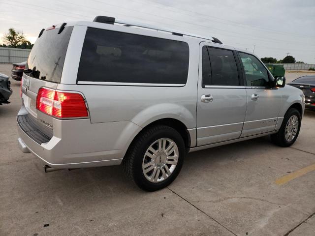 5LMJJ3J53DEL08343 - 2013 LINCOLN NAVIGATOR L SILVER photo 3