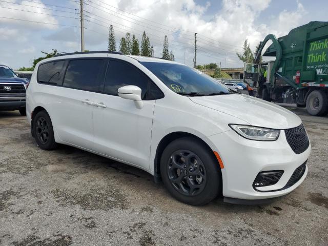 2C4RC1S72MR507587 - 2021 CHRYSLER PACIFICA HYBRID LIMITED WHITE photo 4