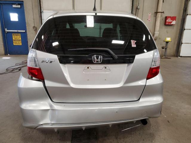 JHMGE8H32CS008900 - 2012 HONDA FIT SILVER photo 6