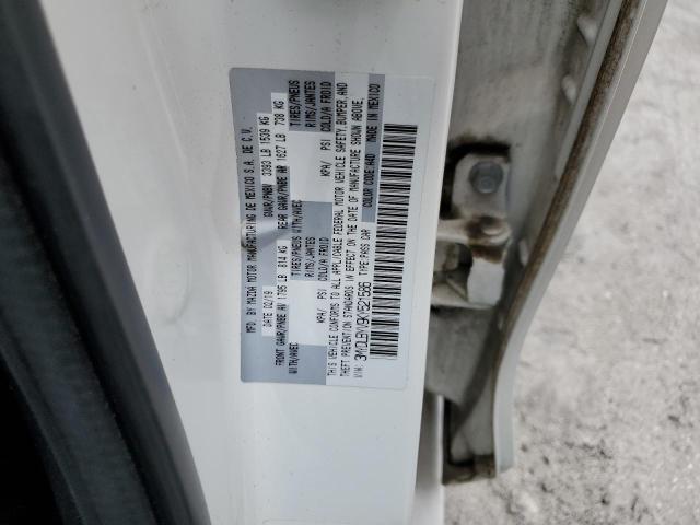 3MYDLBYV9KY521586 - 2019 TOYOTA YARIS L WHITE photo 12