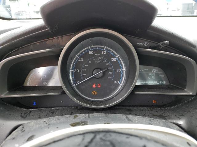 3MYDLBYV9KY521586 - 2019 TOYOTA YARIS L WHITE photo 9