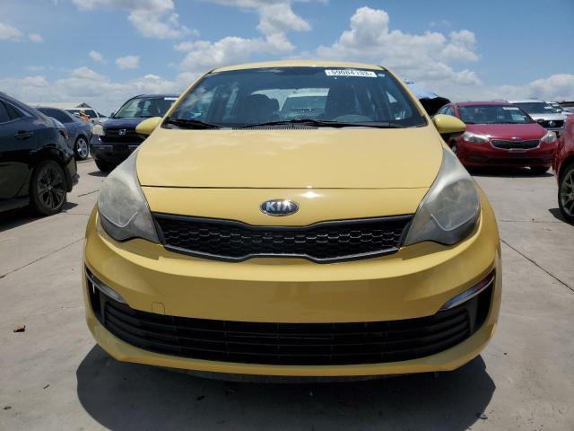 KNADM4A31G6681831 - 2016 KIA RIO LX YELLOW photo 5