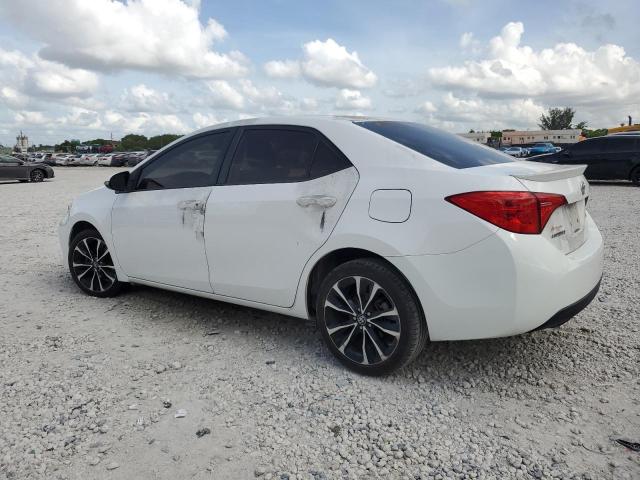 2T1BURHE1JC068851 - 2018 TOYOTA COROLLA L Beyaz fotoğraf 2