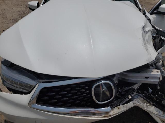 19UUB2F54JA005600 - 2018 ACURA TLX TECH WHITE photo 11