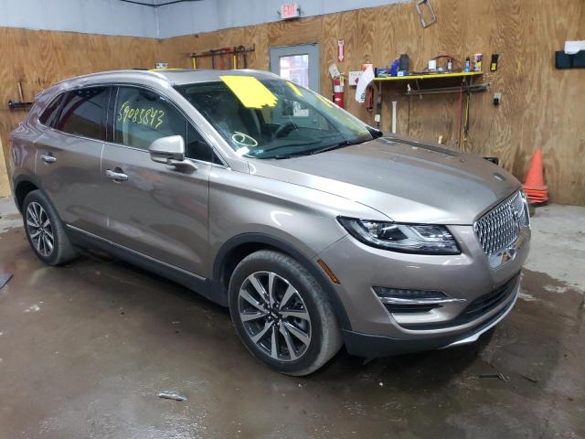 5LMCJ3C90KUL46091 - 2019 LINCOLN MKC RESERVE 金色 照片 4