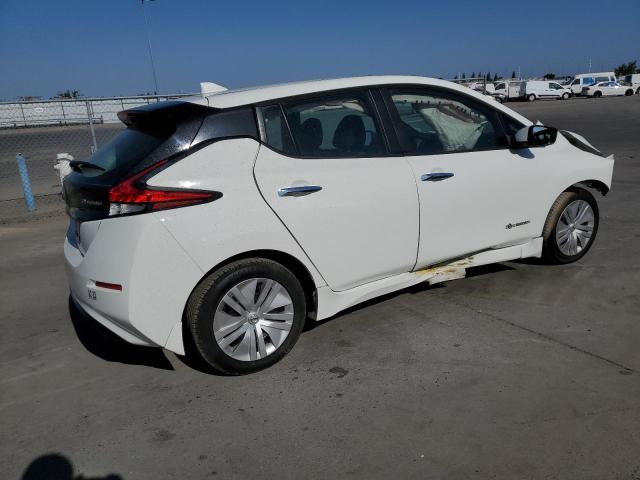 1N4AZ1CP5KC303291 - 2019 NISSAN LEAF S WHITE photo 3