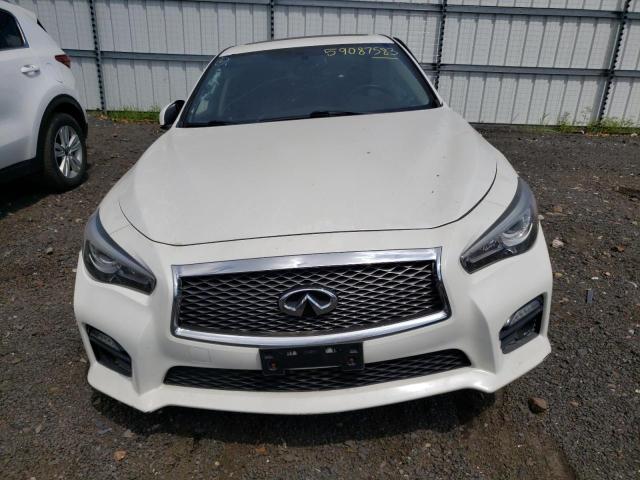 JN1EV7AR9GM346325 - 2016 INFINITI Q50 PREMIUM WHITE photo 5