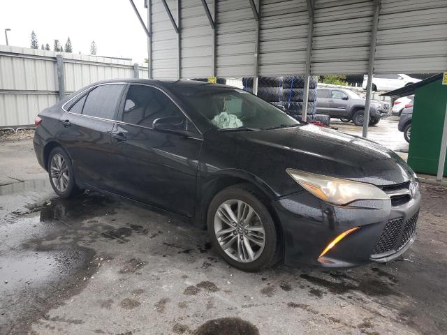 4T1BF1FK3HU714565 - 2017 TOYOTA CAMRY LE BLACK photo 4