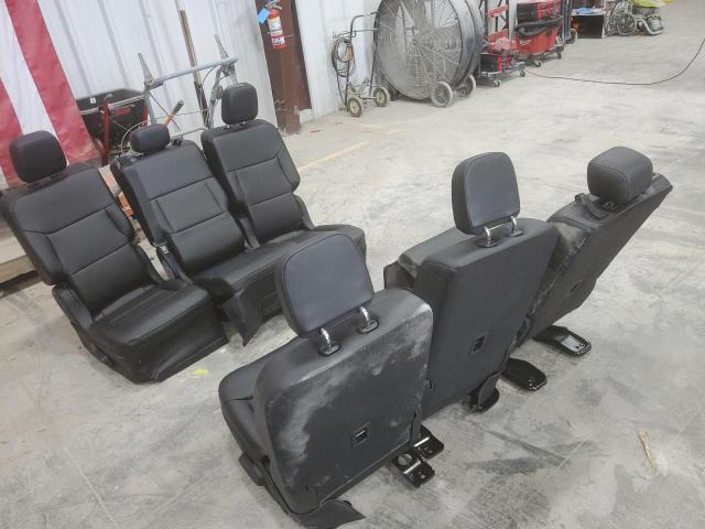 2023SEATSANDGUNL0 - 2023 FORD SEATS BLACK photo 4