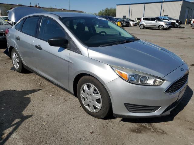 1FADP3E22HL314595 - 2017 FORD FOCUS S SILVER photo 4