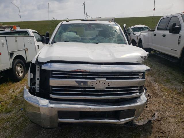 1GB4CYC82GF102288 - 2016 CHEVROLET SILVERADO C3500 WHITE photo 5