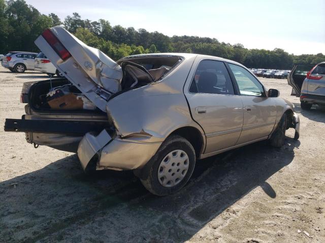 JT2BG28K7W0121759 - 1998 TOYOTA CAMRY LE GOLD photo 3