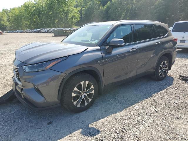 5TDGZRBH0NS179169 - 2022 TOYOTA HIGHLANDER XLE GRAY photo 1