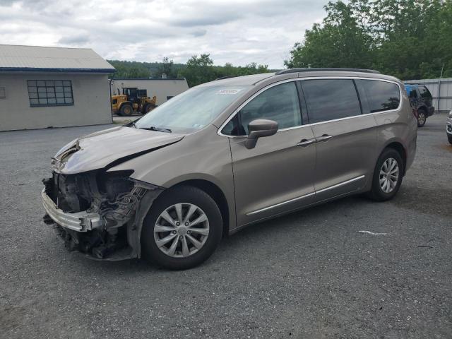 2017 CHRYSLER PACIFICA TOURING L, null