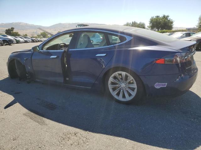 5YJSA1E2XJF295214 - 2018 TESLA MODEL S BLUE photo 2