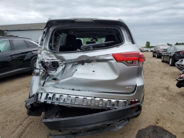 5TDBZRFH0JS838799 - 2018 TOYOTA HIGHLANDER LE SILVER photo 6