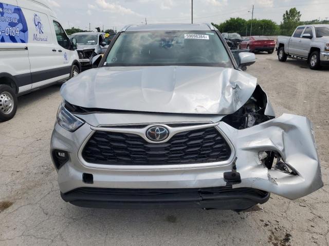5TDGZRBH4MS526193 - 2021 TOYOTA HIGHLANDER XLE SILVER photo 5
