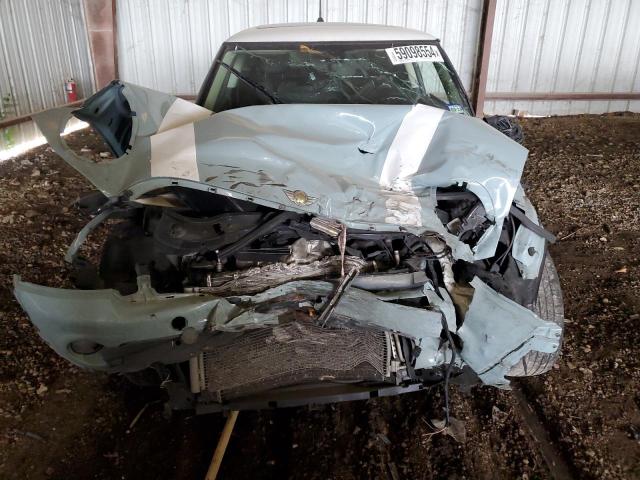 WMWSU3C57BT252512 - 2011 MINI COOPER BLUE photo 5