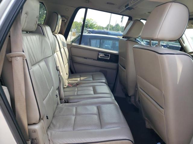 5LMFU28507LJ06444 - 2007 LINCOLN NAVIGATOR 银色 照片 10