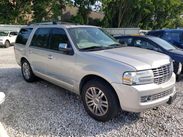 5LMFU28507LJ06444 - 2007 LINCOLN NAVIGATOR 银色 照片 4