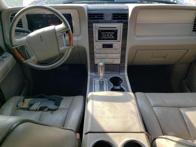 5LMFU28507LJ06444 - 2007 LINCOLN NAVIGATOR 银色 照片 8