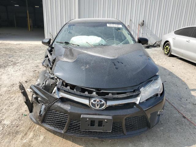 4T1BF1FK8HU397513 - 2017 TOYOTA CAMRY LE შავი ფოტო 5