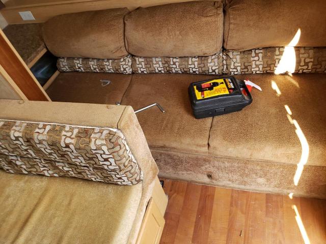 4EZTP262298082789 - 2009 SPRE CAMPER WHITE photo 5