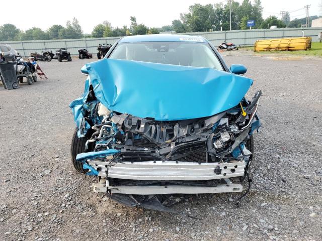 JTDKARFP7J3095543 - 2018 TOYOTA PRIUS PRIM 蓝色 照片 5