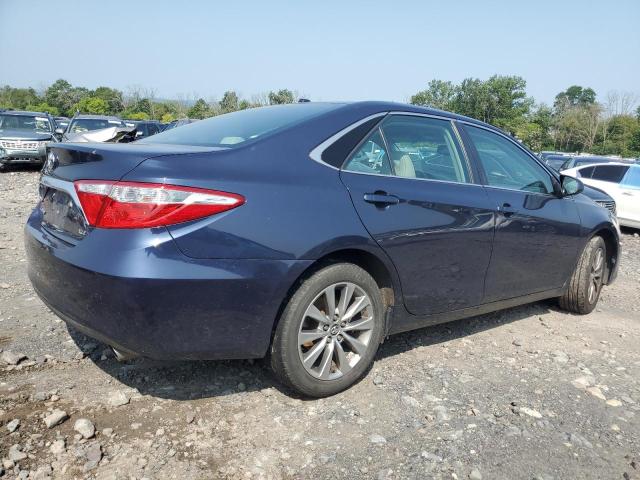 4T1BF1FK2HU784512 - 2017 TOYOTA CAMRY LE BLUE photo 3