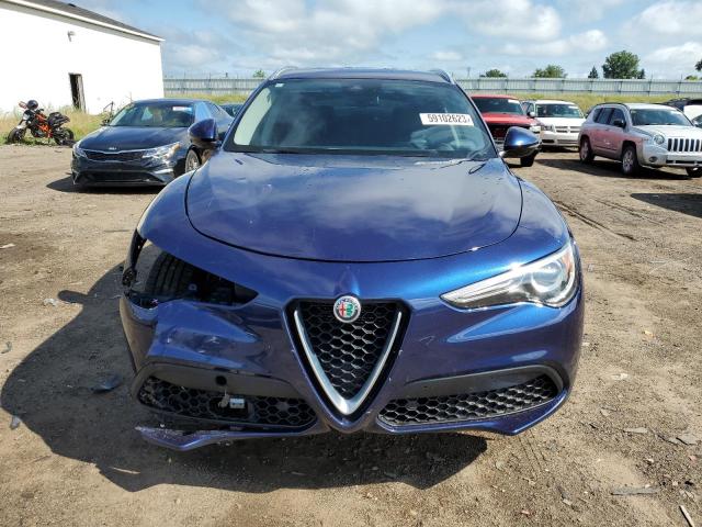 ZASFAKBN3J7B64600 - 2018 ALFA ROMEO STELVIO TI BLUE photo 5