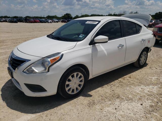 3N1CN7AP2KL881425 - 2019 NISSAN VERSA S WHITE photo 1