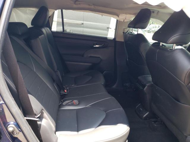 5TDGZRAHXNS132152 - 2018 TOYOTA HIGHLANDER XLE BLUE photo 11