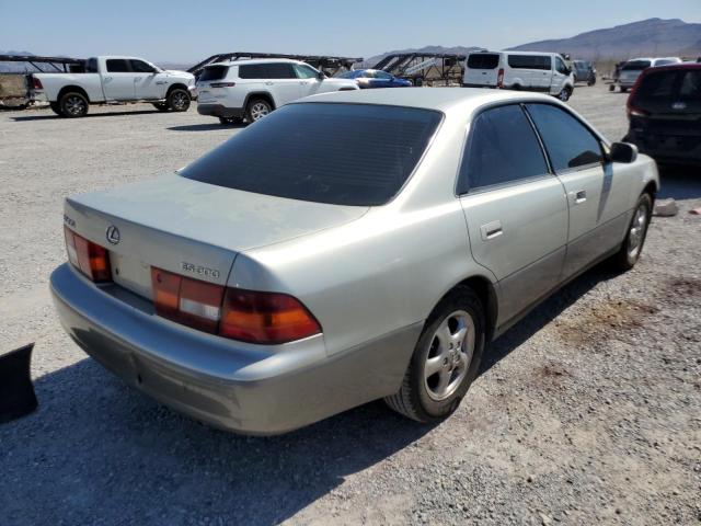 JT8BF22G9V0063987 - 1997 LEXUS ES 300 BEIGE photo 3