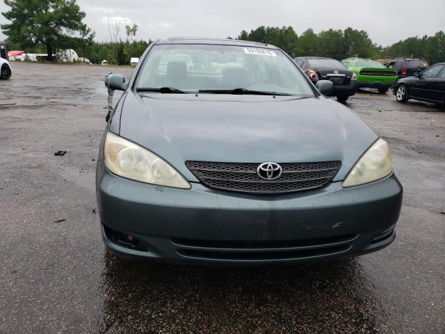 4T1BF30K32U527922 - 2002 TOYOTA CAMRY LE GREEN photo 5