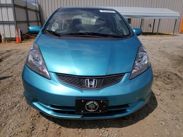 JHMGE8H3XDC023043 - 2013 HONDA FIT TEAL photo 5