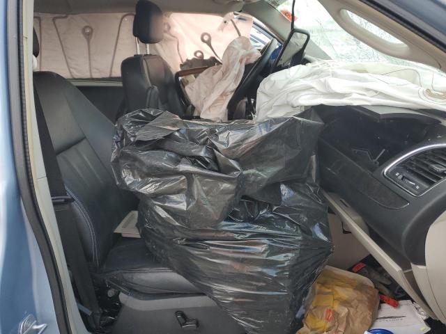 2C4RC1CG9DR777530 - 2013 CHRYSLER TOWN & COU TOURING L BLUE photo 7