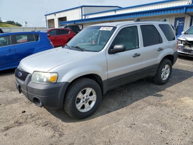 1FMYU93136KD54796 - 2006 FORD ESCAPE XLT SILVER photo 1