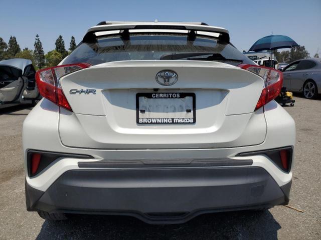 JTNKHMBX9L1072103 - 2020 TOYOTA C-HR XLE WHITE photo 6