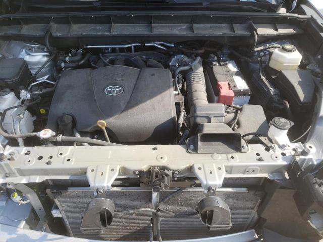 5TDGZRAH7NS544206 - 2022 TOYOTA HIGHLANDER XLE Plata foto 12