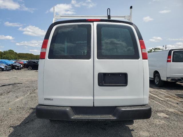 1GCWGAFF8H1106418 - 2017 CHEVROLET EXPRESS G2 Weiß Foto 6