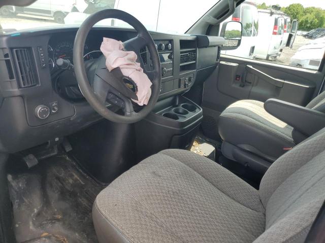 1GCWGAFF8H1106418 - 2017 CHEVROLET EXPRESS G2 Weiß Foto 8