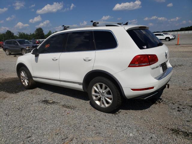 WVGEP9BP7DD004749 - 2013 VOLKSWAGEN TOUAREG V6 TDI WHITE photo 2