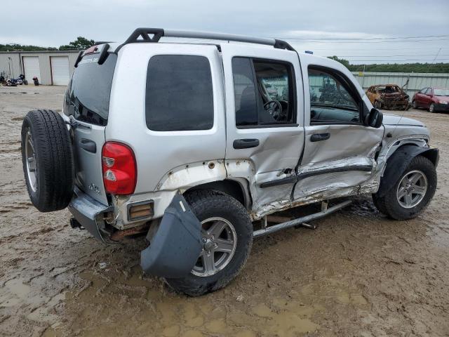 1J4GK38K16W189368 - 2006 JEEP LIBERTY RENEGADE SILVER photo 3